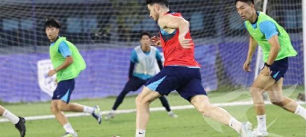 爱游戏网页版入口-关键比赛越来越近，球队备战精锐，冲刺胜利的简单介绍