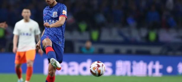 爱游戏官网-福建姑娘世界杯拼搏：中超小将争夺最后胜利的简单介绍