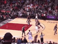 爱游戏app-火箭不敌开拓者输掉比赛