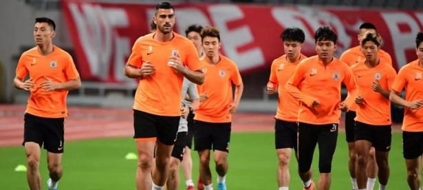 爱游戏官网-天津队迎来重庆队挑战，全力以赴争胜