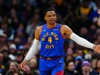 爱游戏在线-苏莫巴高空抽射，为球队助攻得分(苏莫)