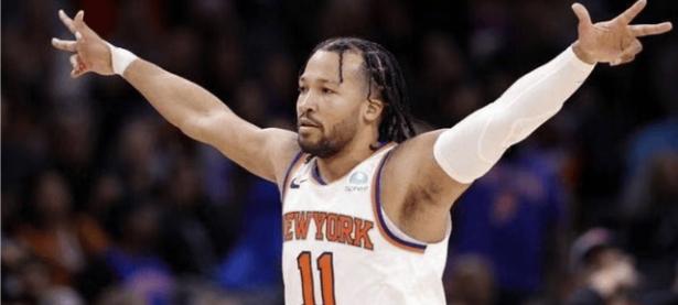 爱游戏官网-宏美埃罗尼连中两球，带队豪取三分(宏美埃罗尼连中两球,带队豪取三分球)