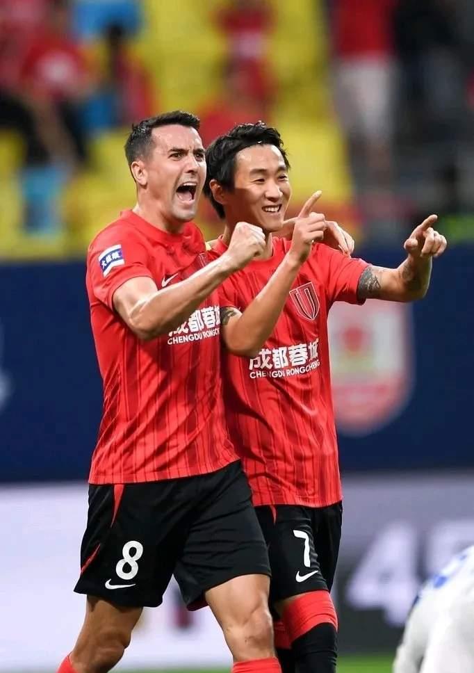 包含大比分获胜，一队球员光彩夺目的词条