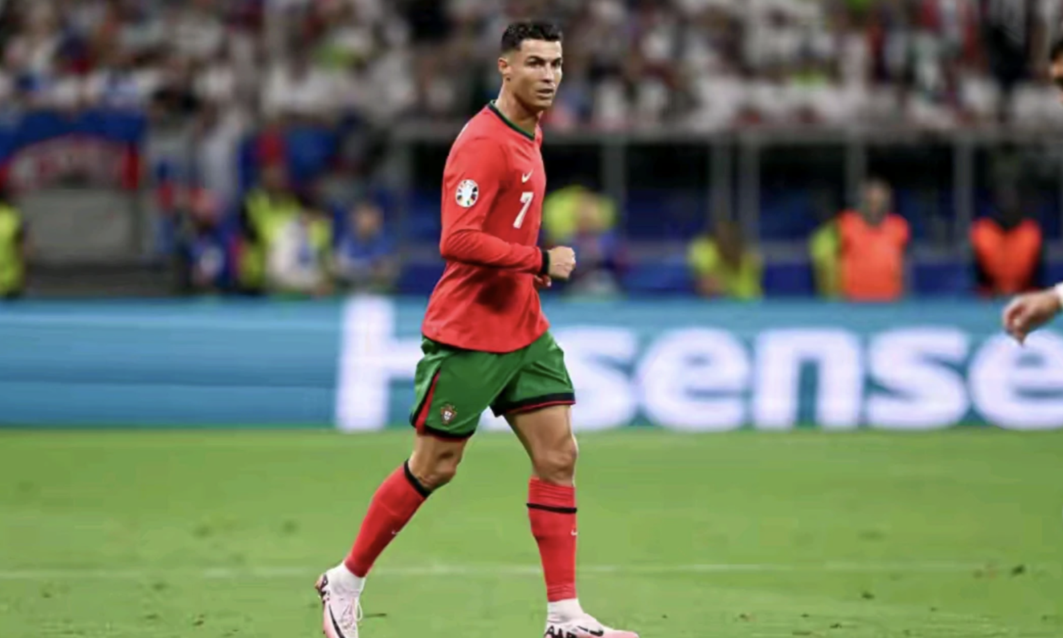 关于葡萄牙迎战乌克兰，谁将晋级八强？的信息