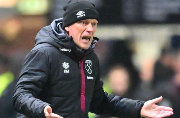 阿曼足球队意外出局，引发热议！