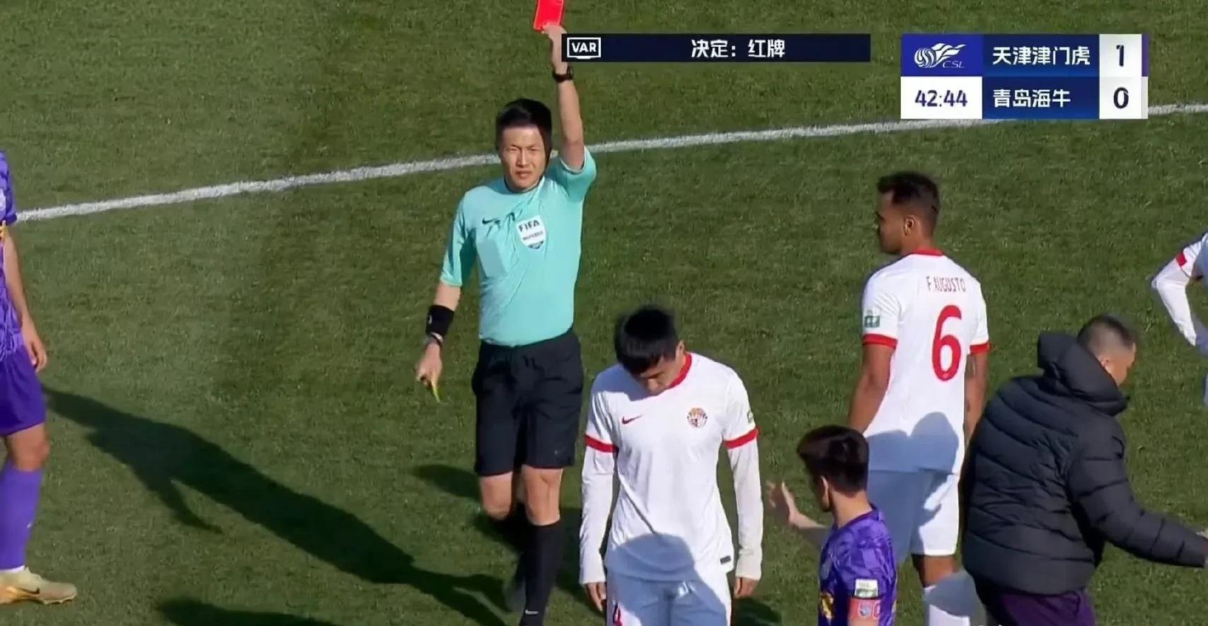 包含青岛遭遇惨败，球队面临升班马考验的词条