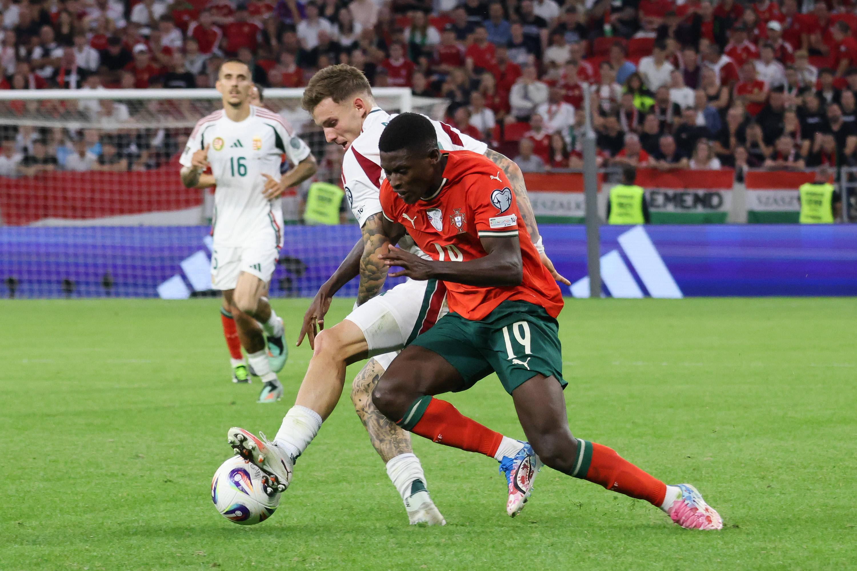 德国挑战葡萄牙，胜利者全场掌控比赛