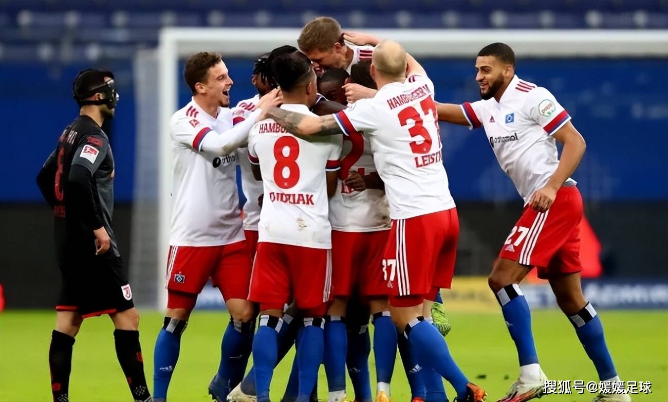 关于柏林赫塔实力碾压对手，赢得掌声的信息