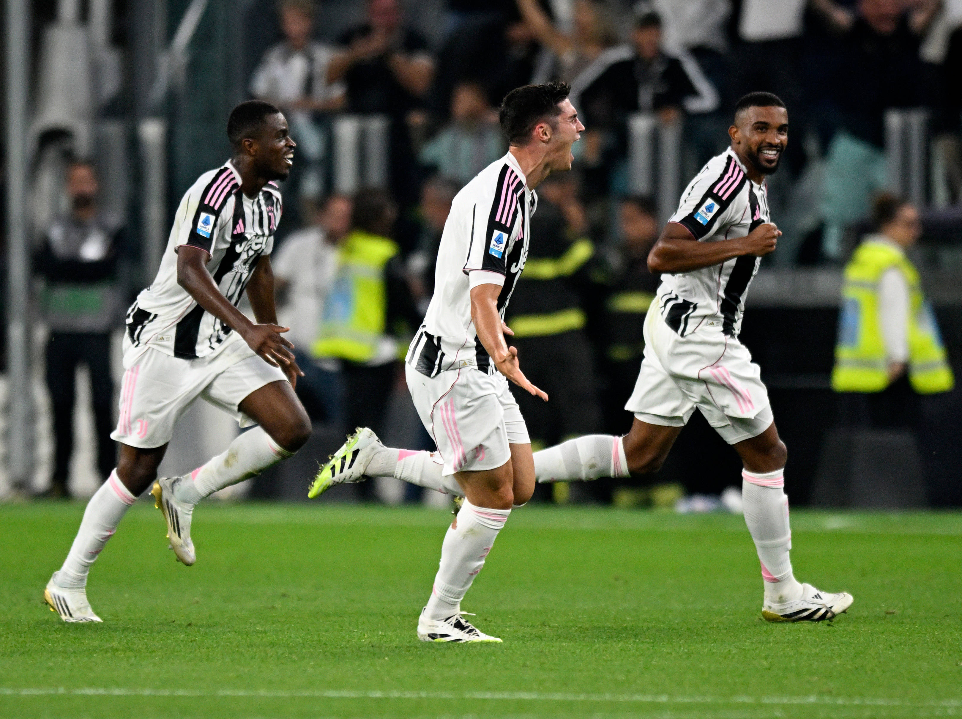 意大利联赛豪门国际米兰在联赛中大获全胜的简单介绍