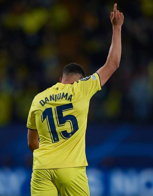 比利亚雷亚尔大获全胜，雄心勃发