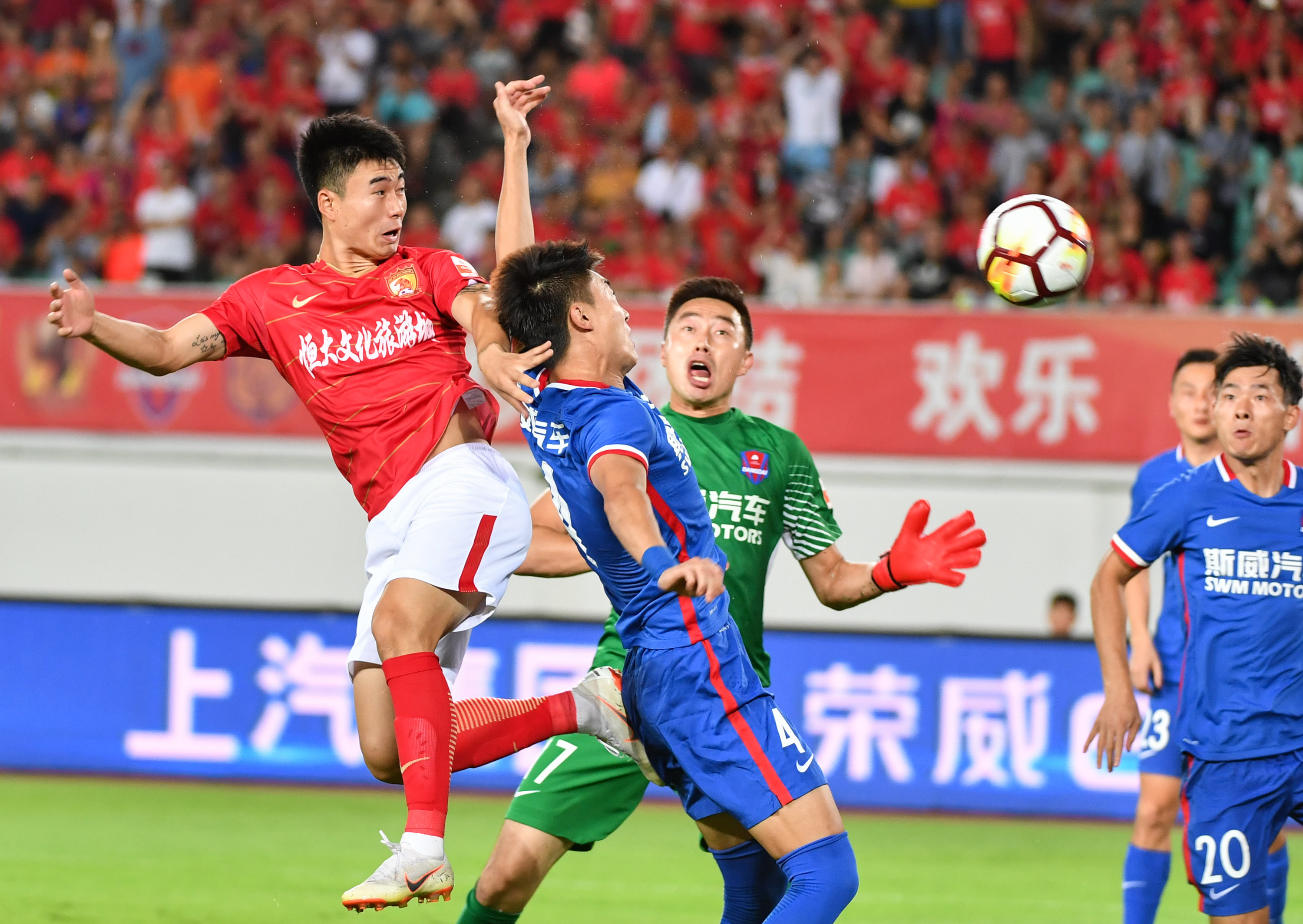 重庆斯威豪取胜利，力争击败贵州恒丰的简单介绍