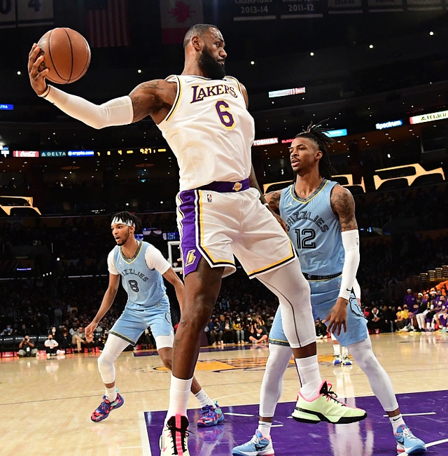 包含湖人双杀灰熊,豪取七连胜的词条 包含湖人双杀灰熊,豪取七连胜的词条