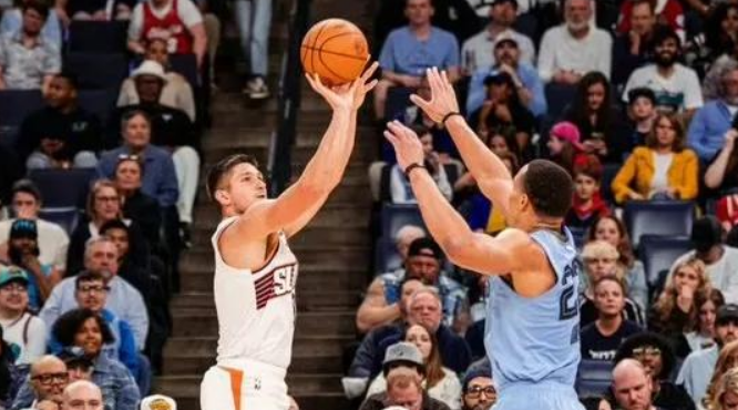 灰熊击败黄蜂,结束两连败 灰熊击败黄蜂,结束两连败