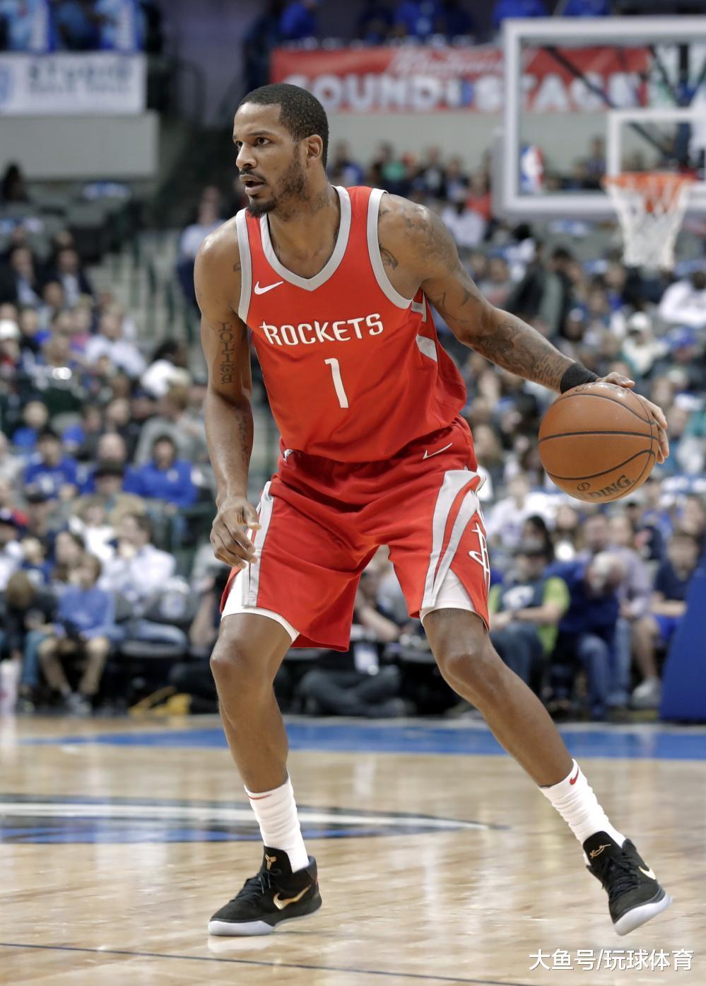 包含活塞逆转火箭，取得关键胜利的词条