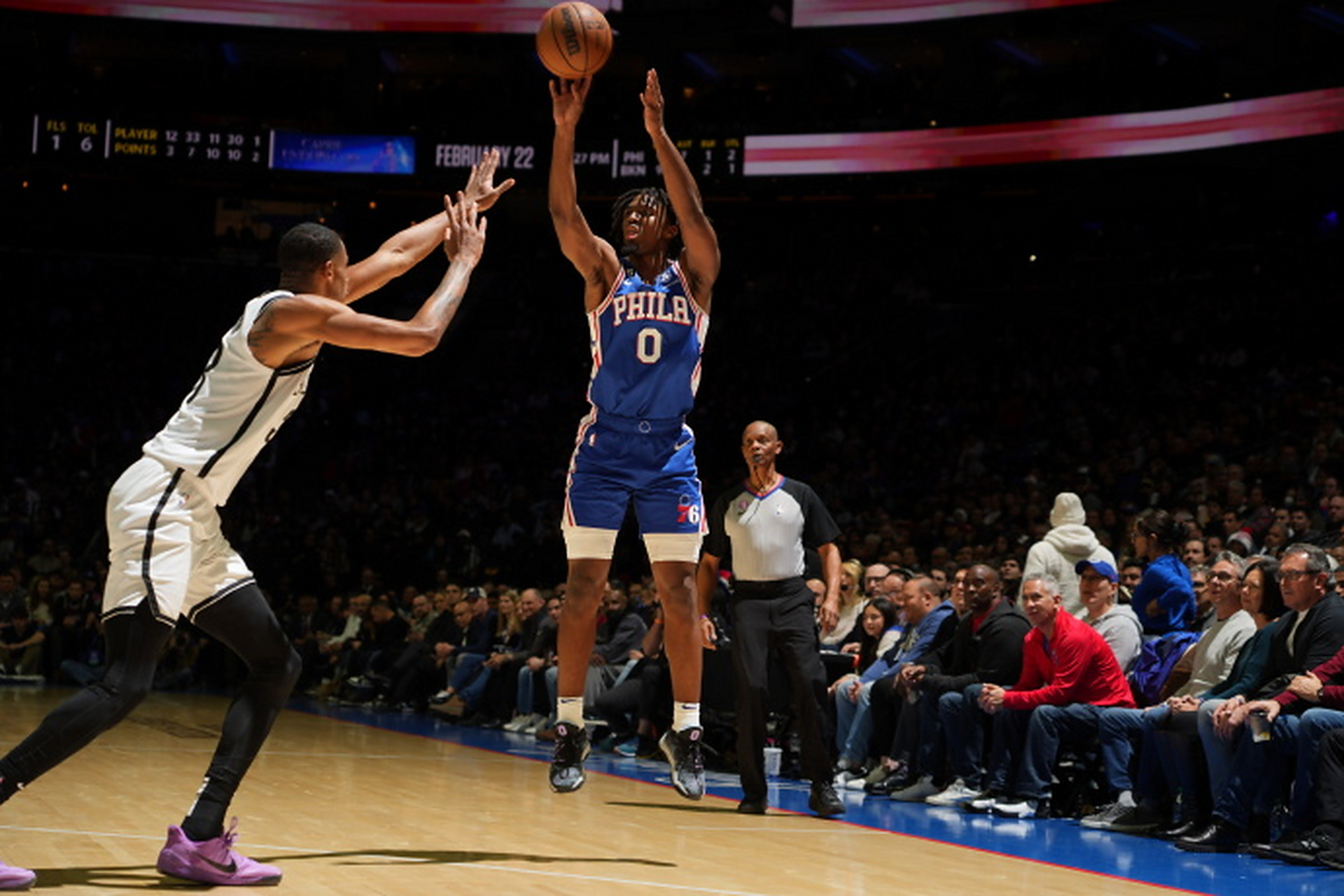 重庆篮球队惊险获胜暨赢得第一场 重庆篮球队惊险获胜暨赢得第一场